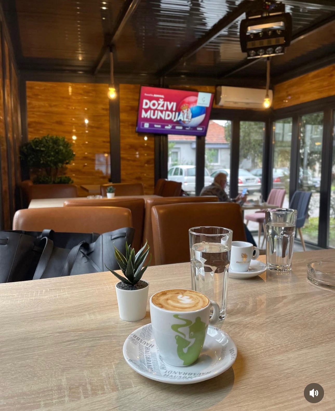 Lavazza premium kafa u kafiću Art Žitište - italijanski kvalitet